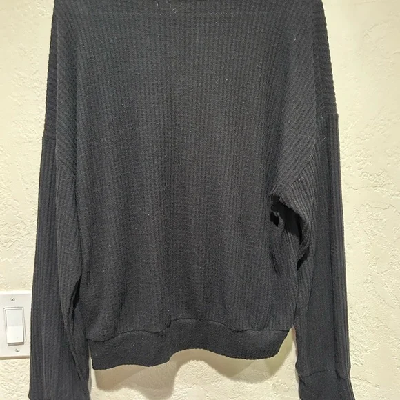 NWT NINE‎ BRITTON black waffle drop shoulder size large top - Picture 2 of 6